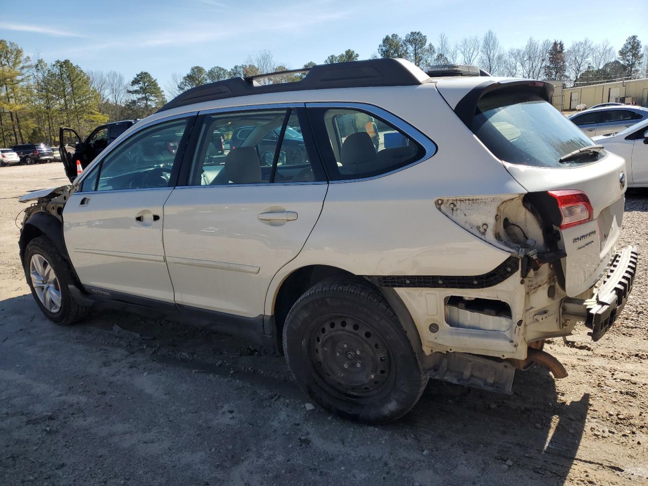2016 Subaru Outback - Image 2