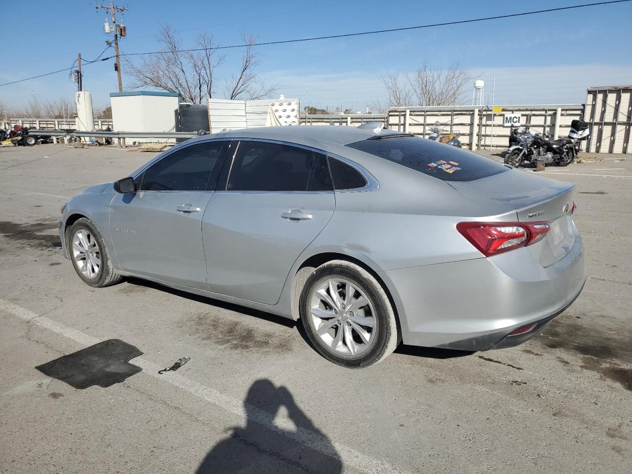 2021 Chevrolet Malibu - Image 2