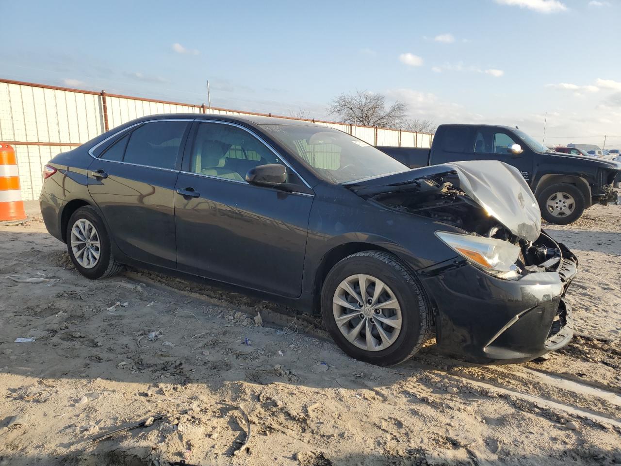2016 Toyota Camry - Image 4