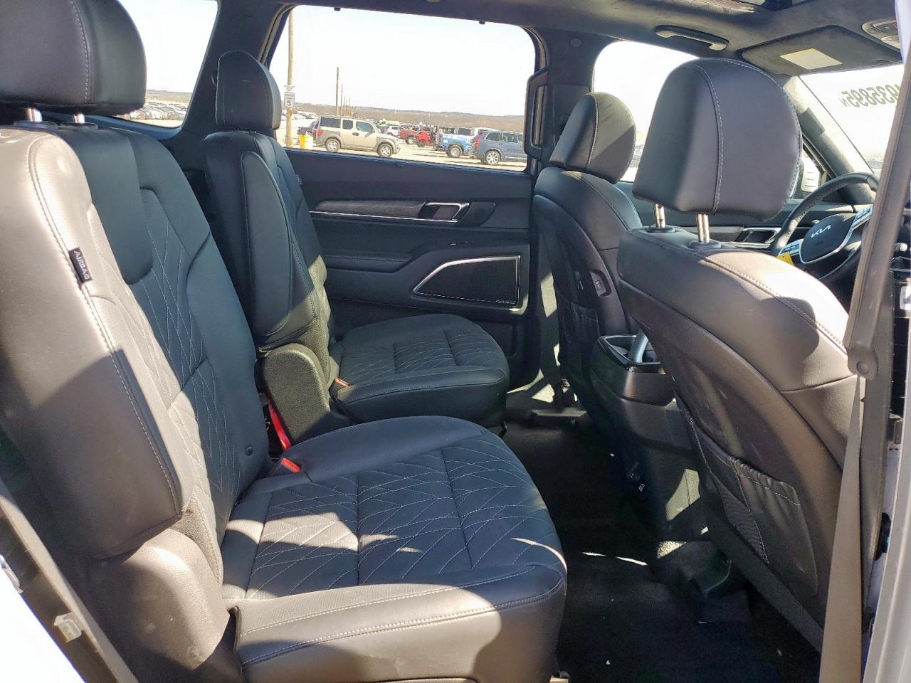 2024 Kia Telluride - Image 11