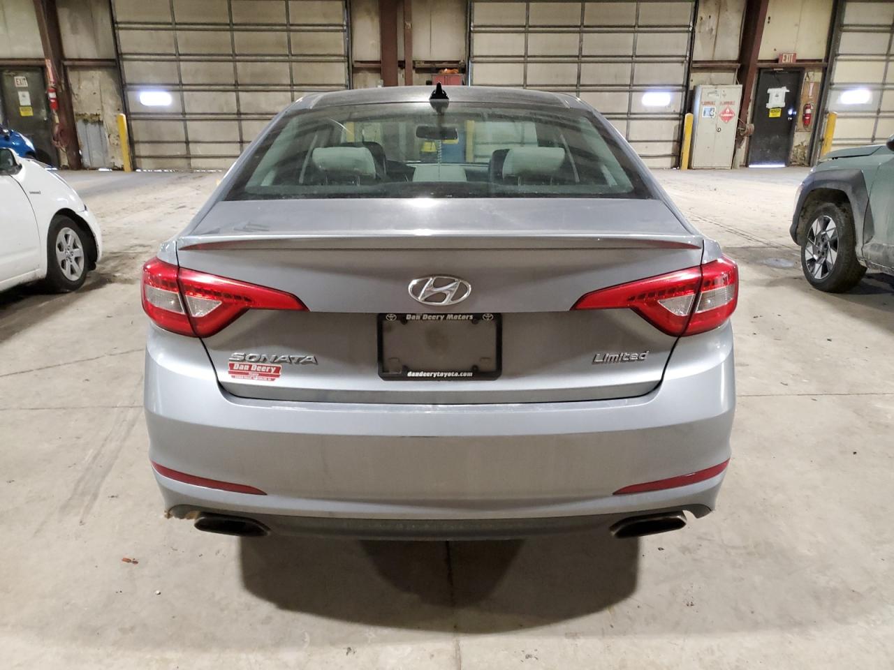 2015 Hyundai Sonata - Image 6