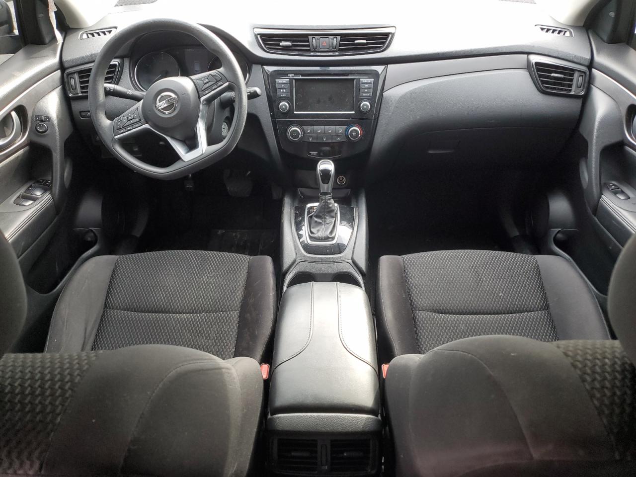 2019 Nissan Rogue - Image 8