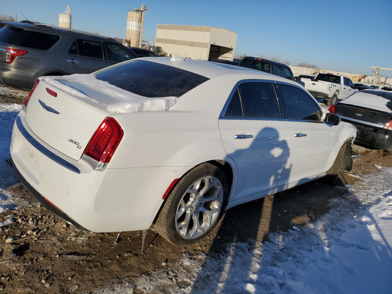 2019 Chrysler 300 - Image 3