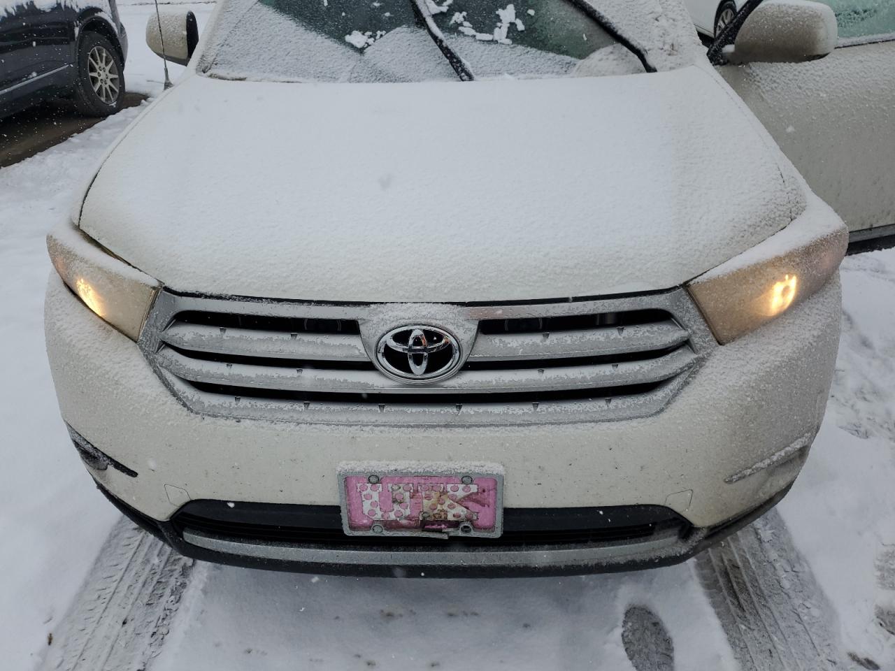 2012 Toyota Highlander - Image 12