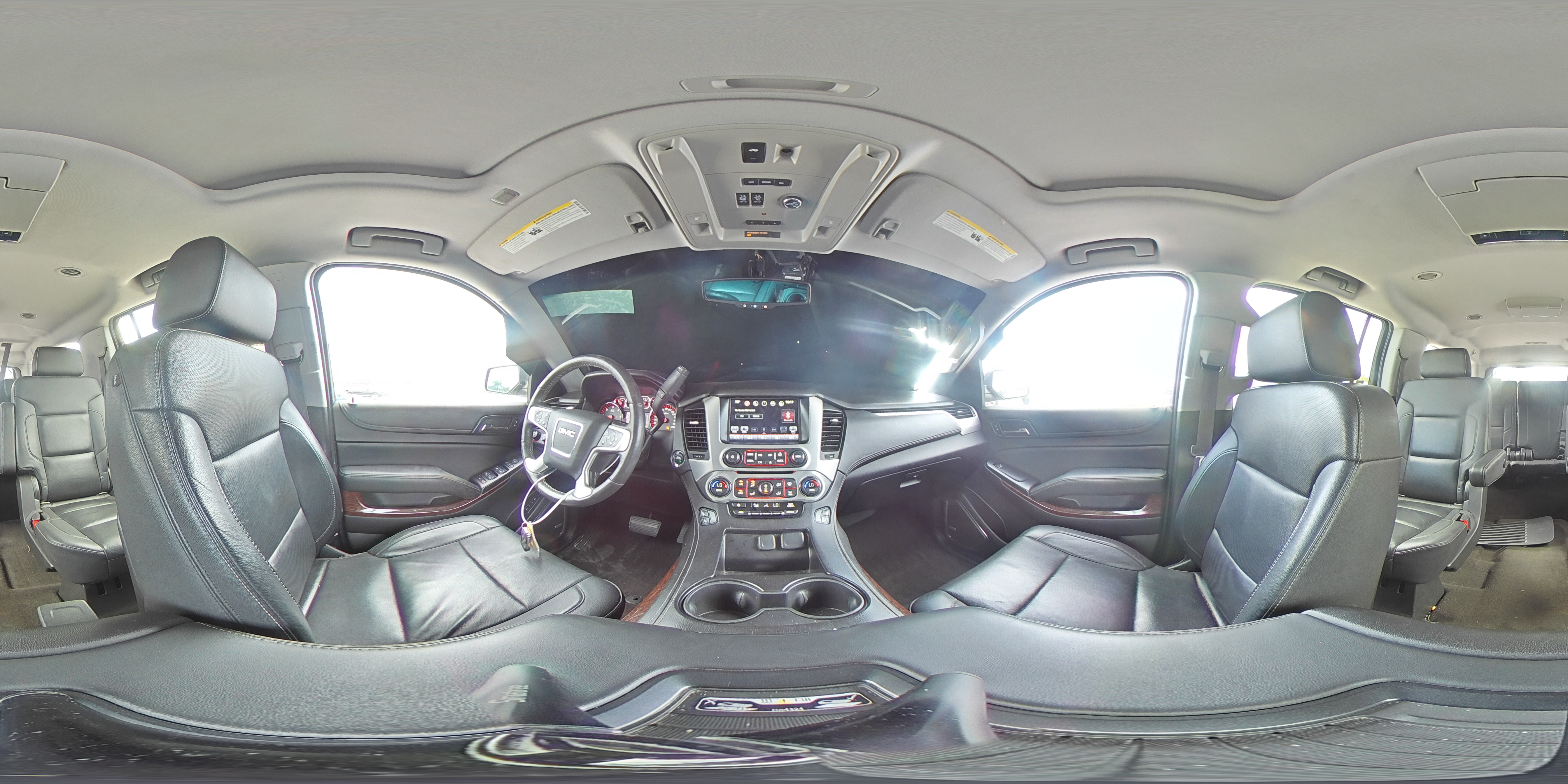 2016 GMC Yukon - Image 16