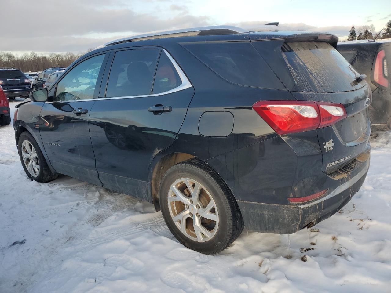 2020 Chevrolet Equinox - Image 2