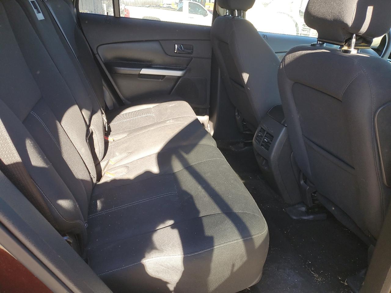 2012 Ford Edge - Image 12
