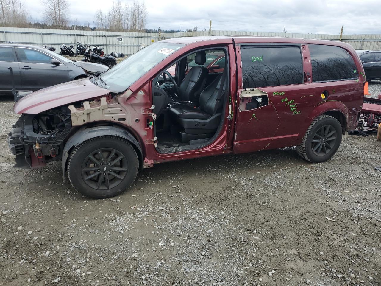 2019 Dodge Caravan - Image 1