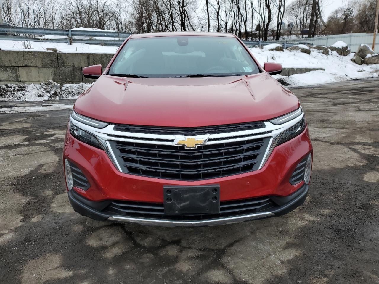 2023 Chevrolet Equinox - Image 5