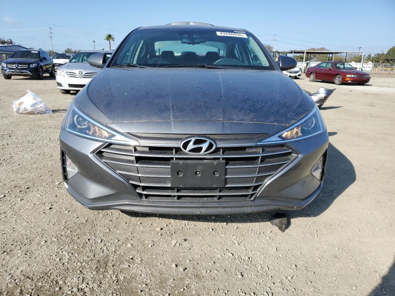 2020 Hyundai Elantra - Image 5