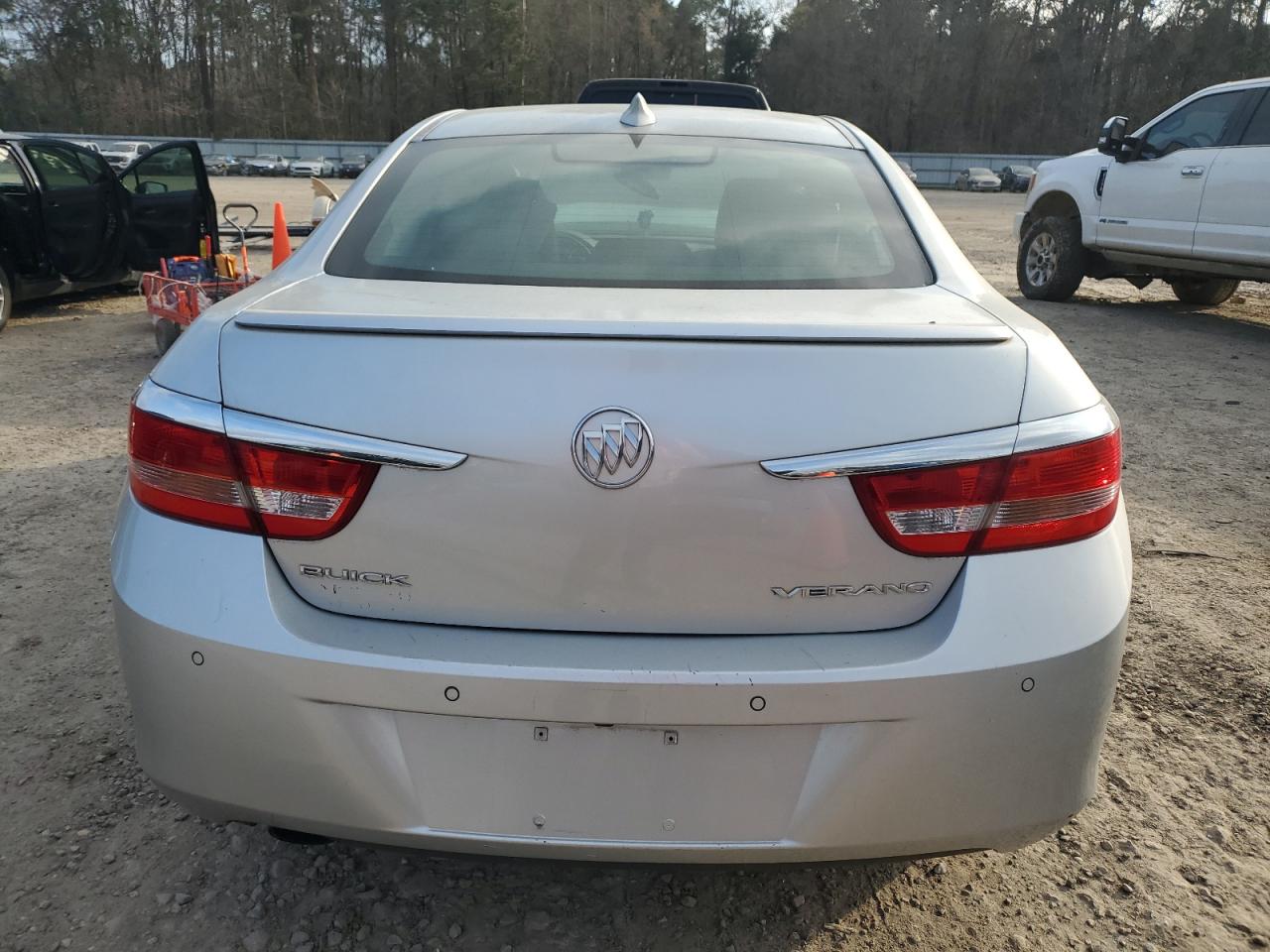 2016 Buick Verano - Image 6