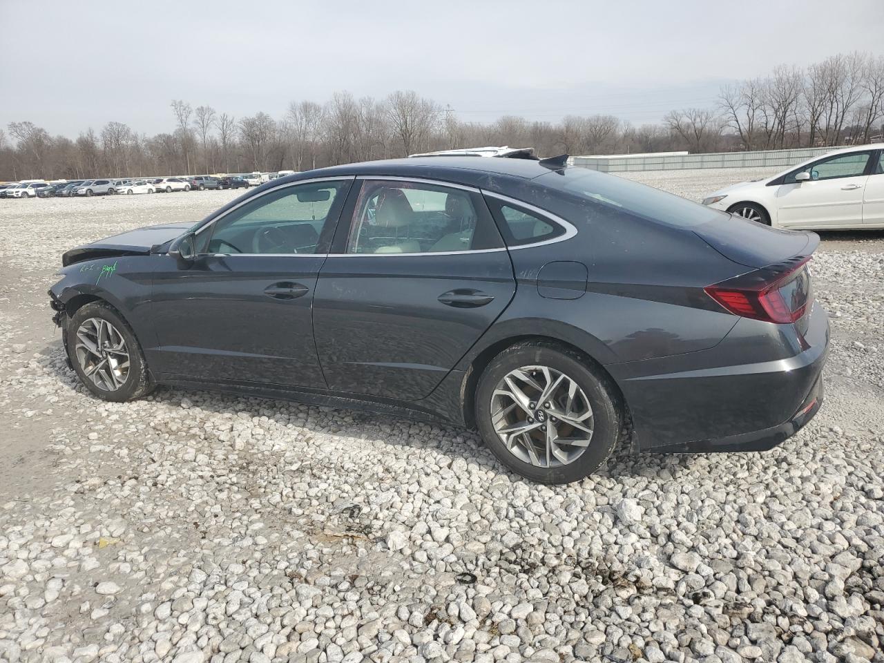 2022 Hyundai Sonata - Image 2