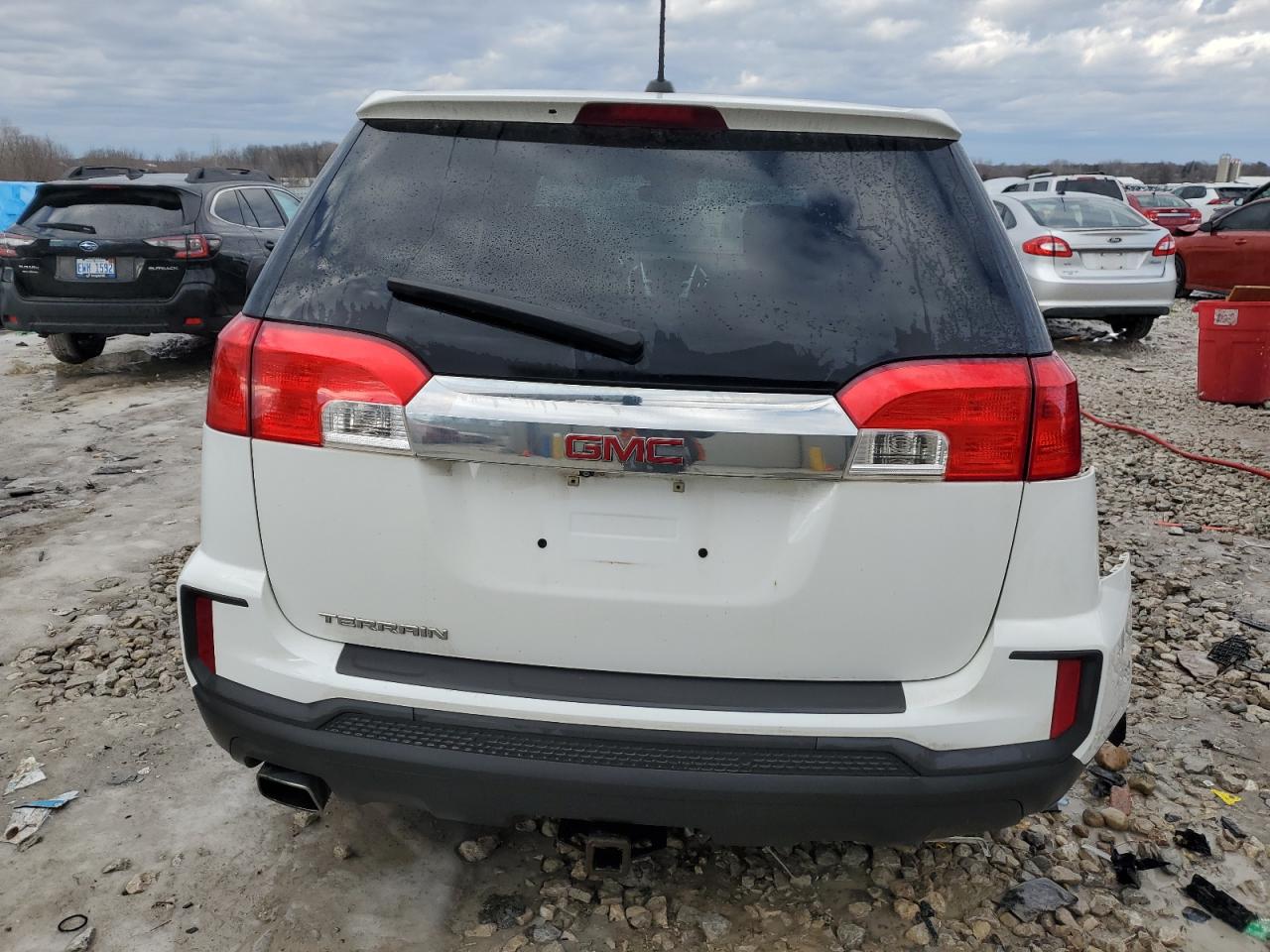 2017 GMC Terrain - Image 6