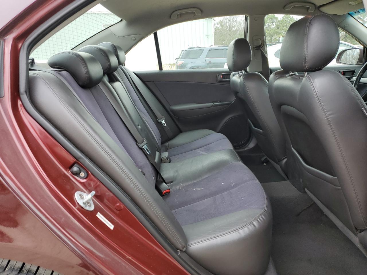 2009 Hyundai Sonata - Image 11