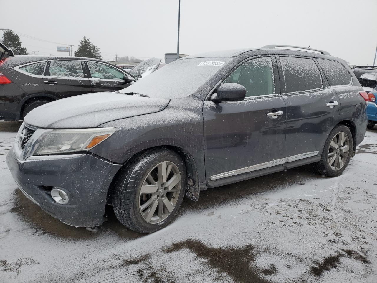 2014 Nissan Pathfinder - Image 1