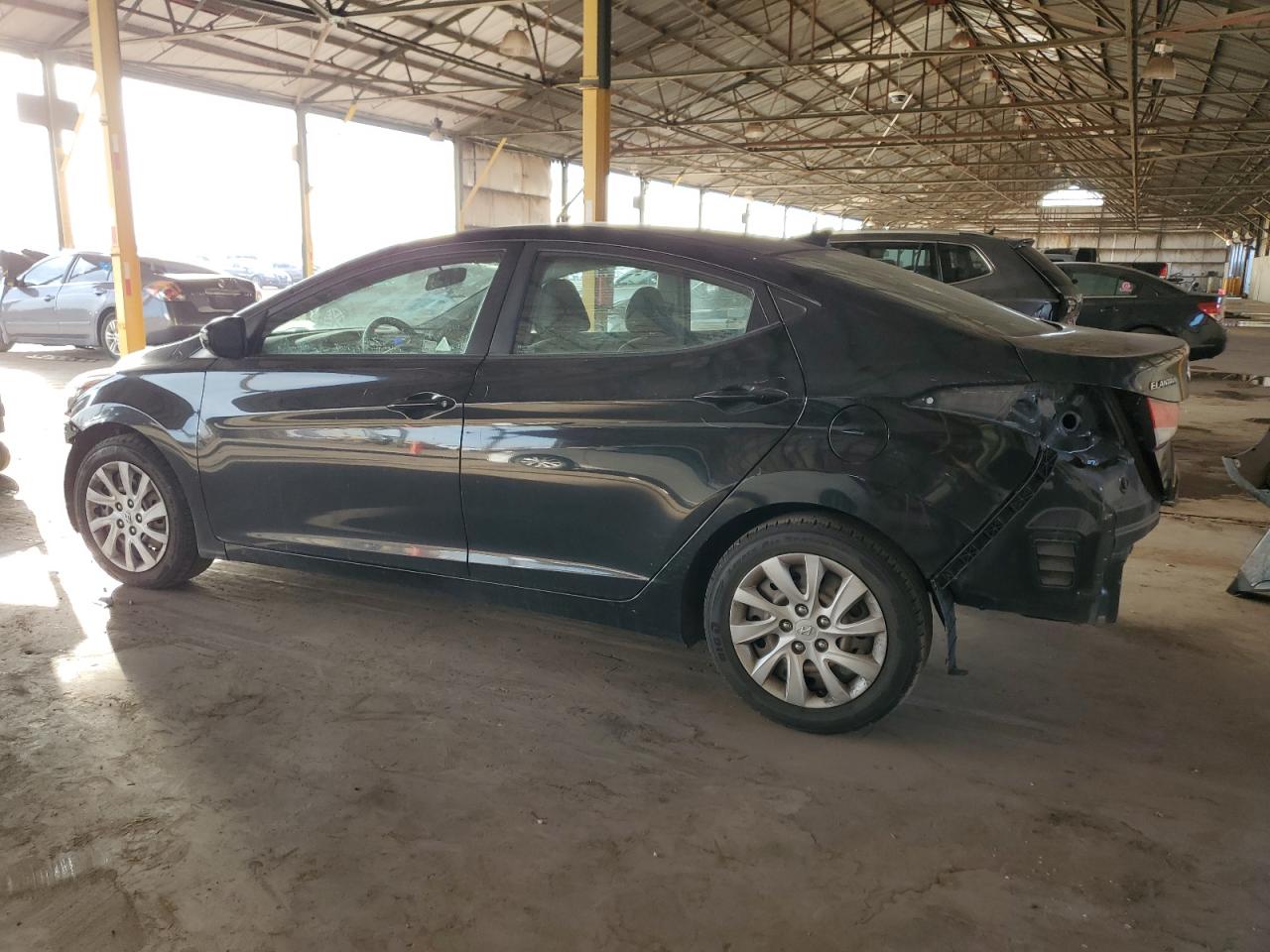 2012 Hyundai Elantra - Image 2