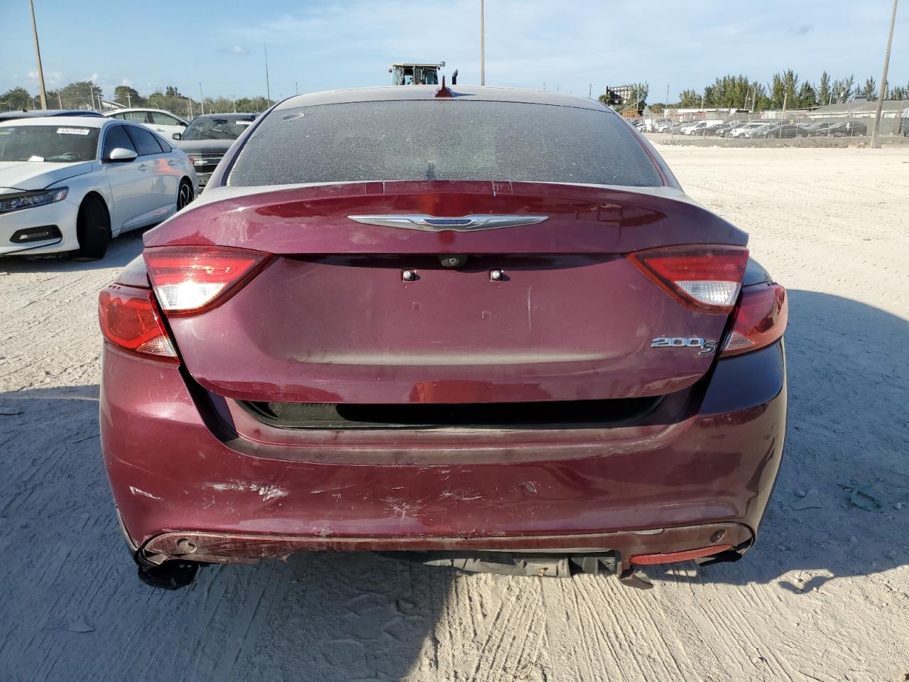 2015 Chrysler 200 S VIN: 1C3CCCBG7FN633790 Lot: 44010775