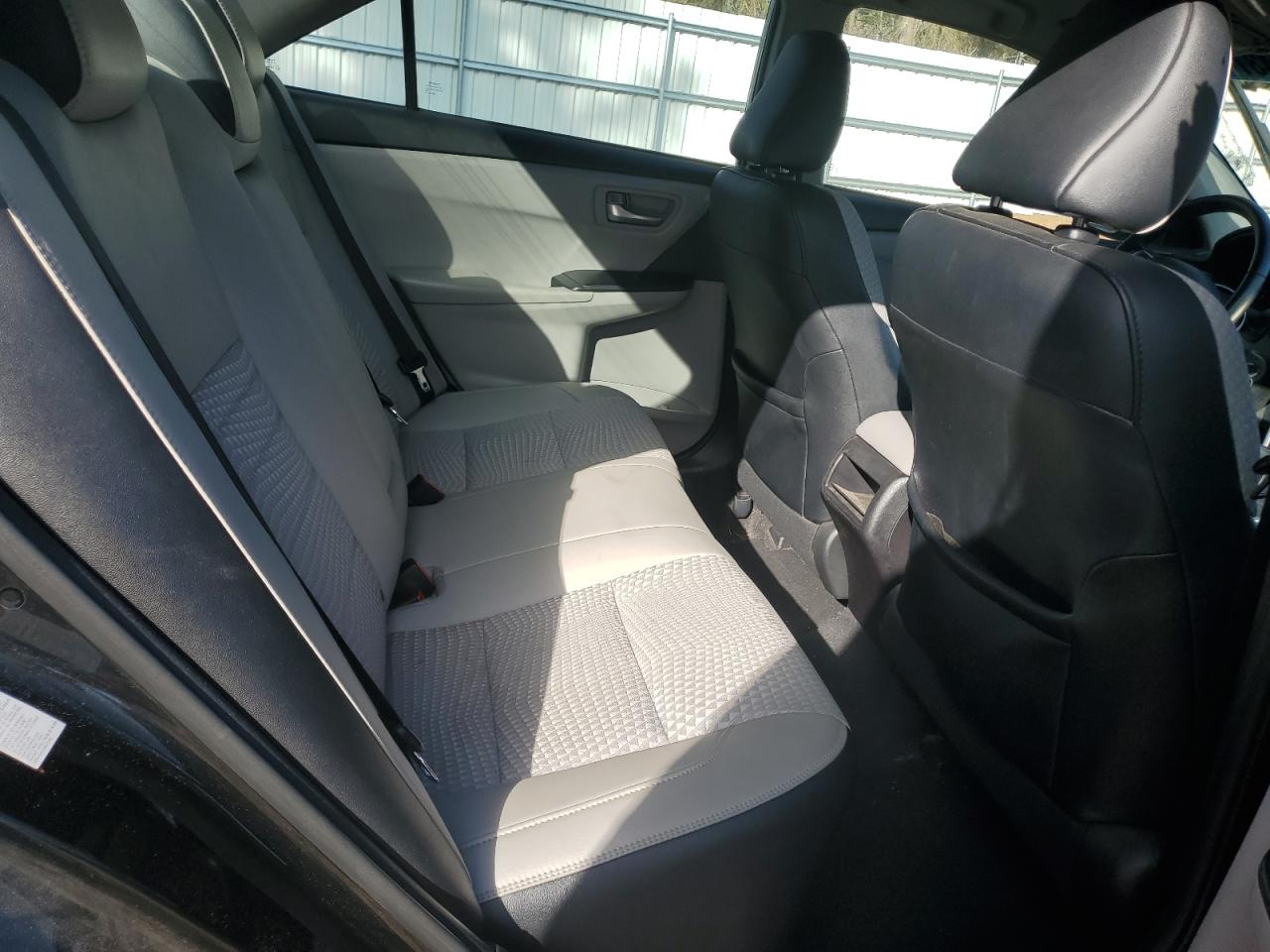 2015 Toyota Camry - Image 10