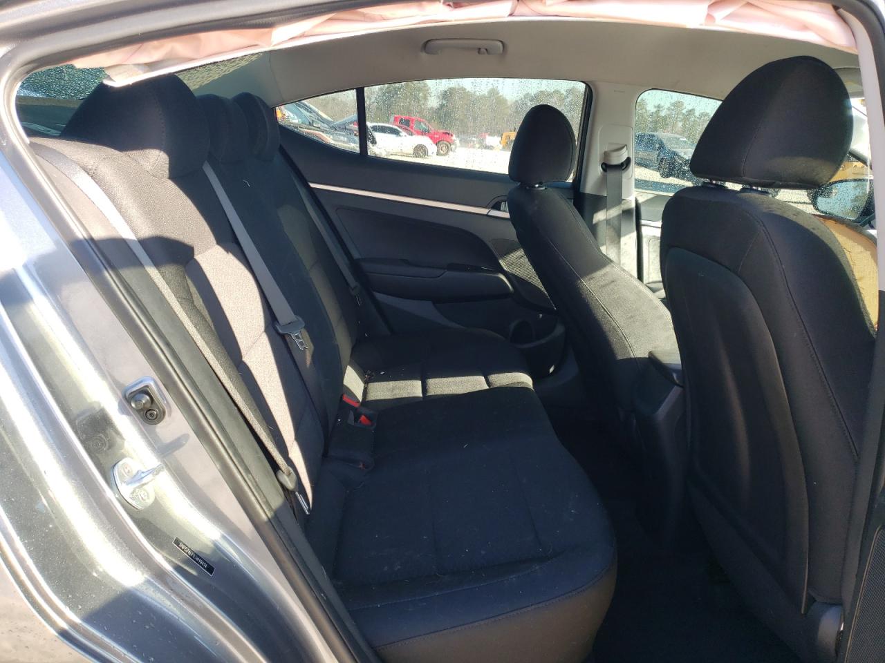 2020 Hyundai Elantra - Image 10