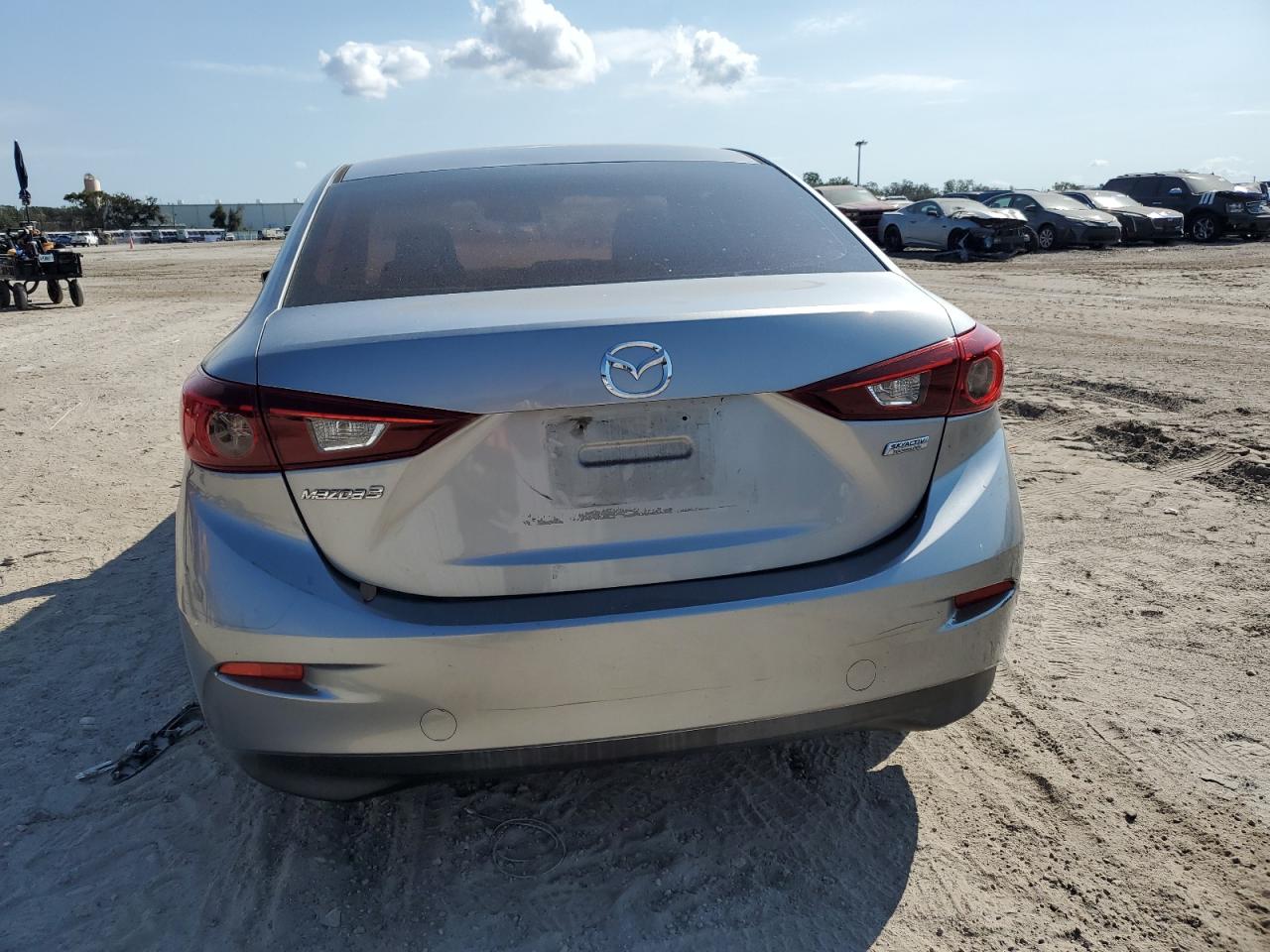 2015 Mazda 3 - Image 6