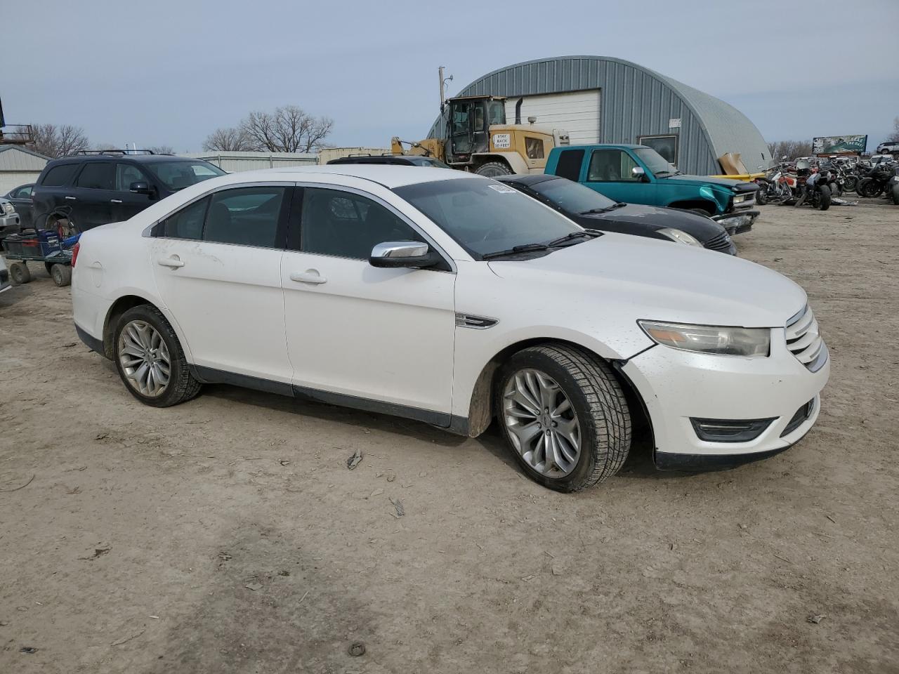 2013 Ford Taurus - Image 4