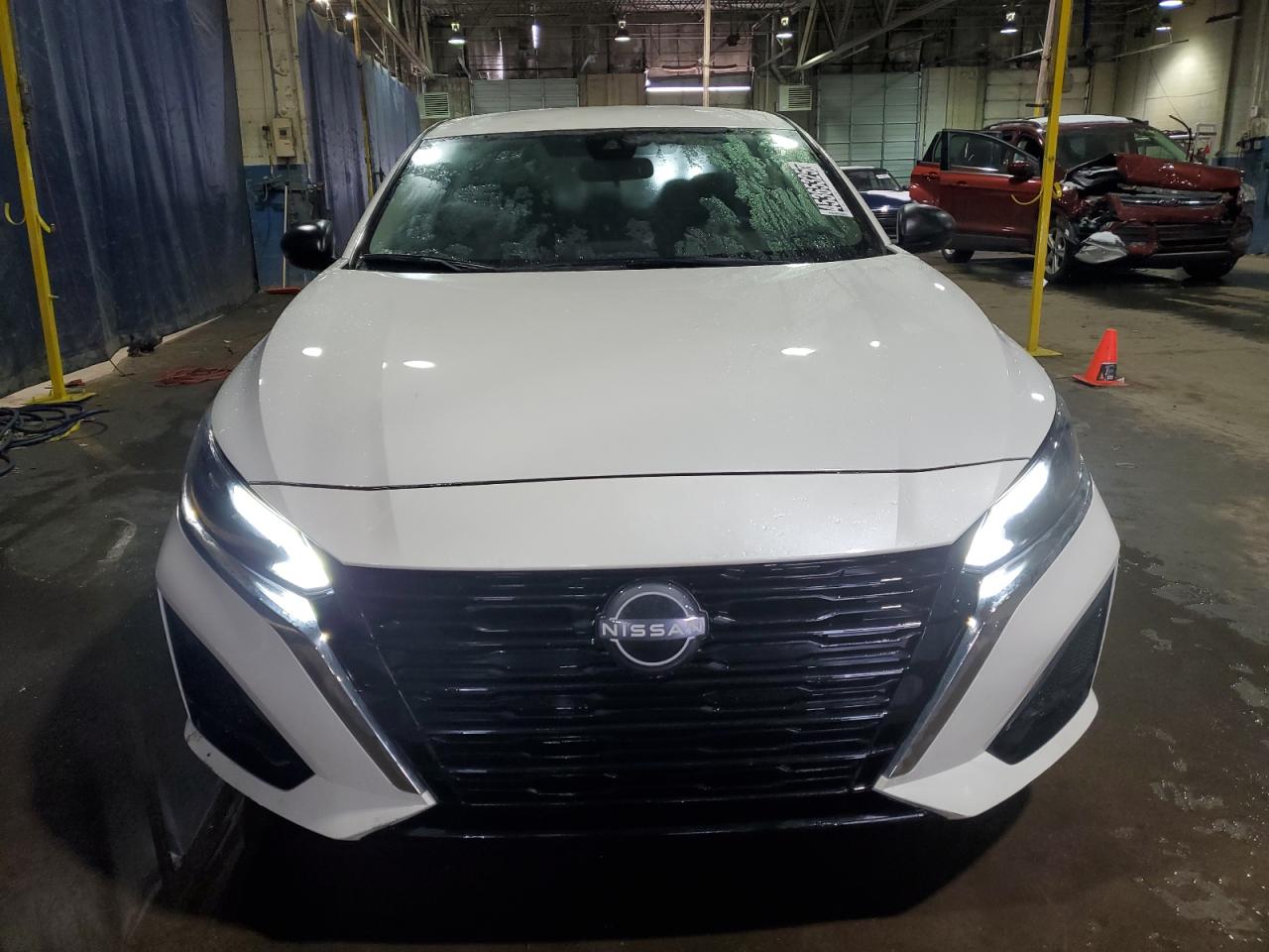 2024 Nissan Altima - Image 5