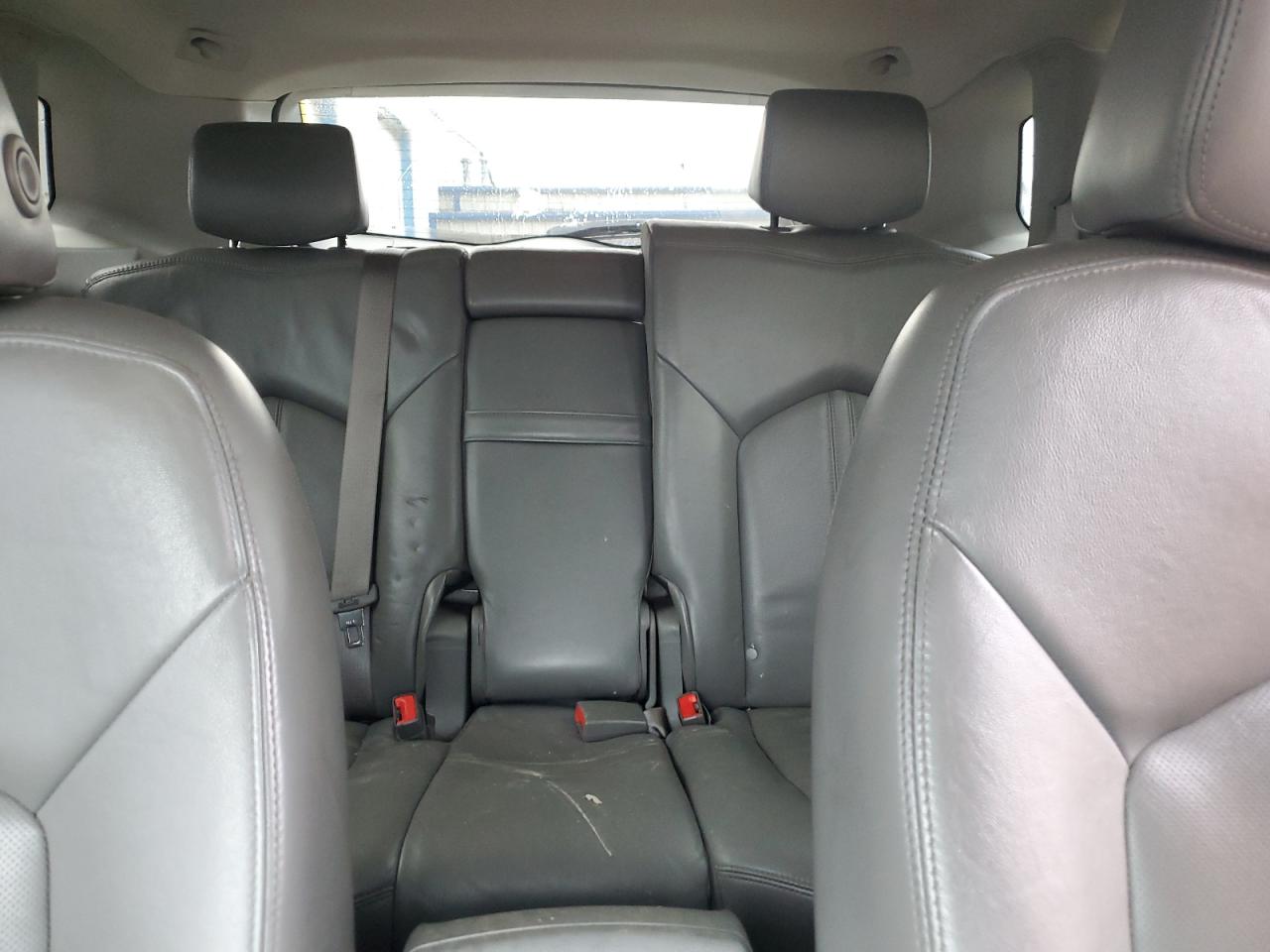2010 Cadillac SRX - Image 10