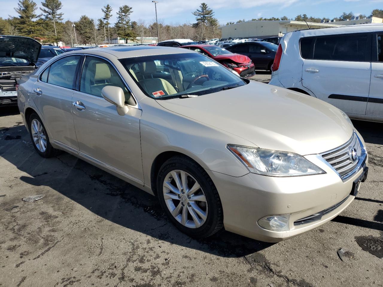 2012 Lexus ES - Image 4