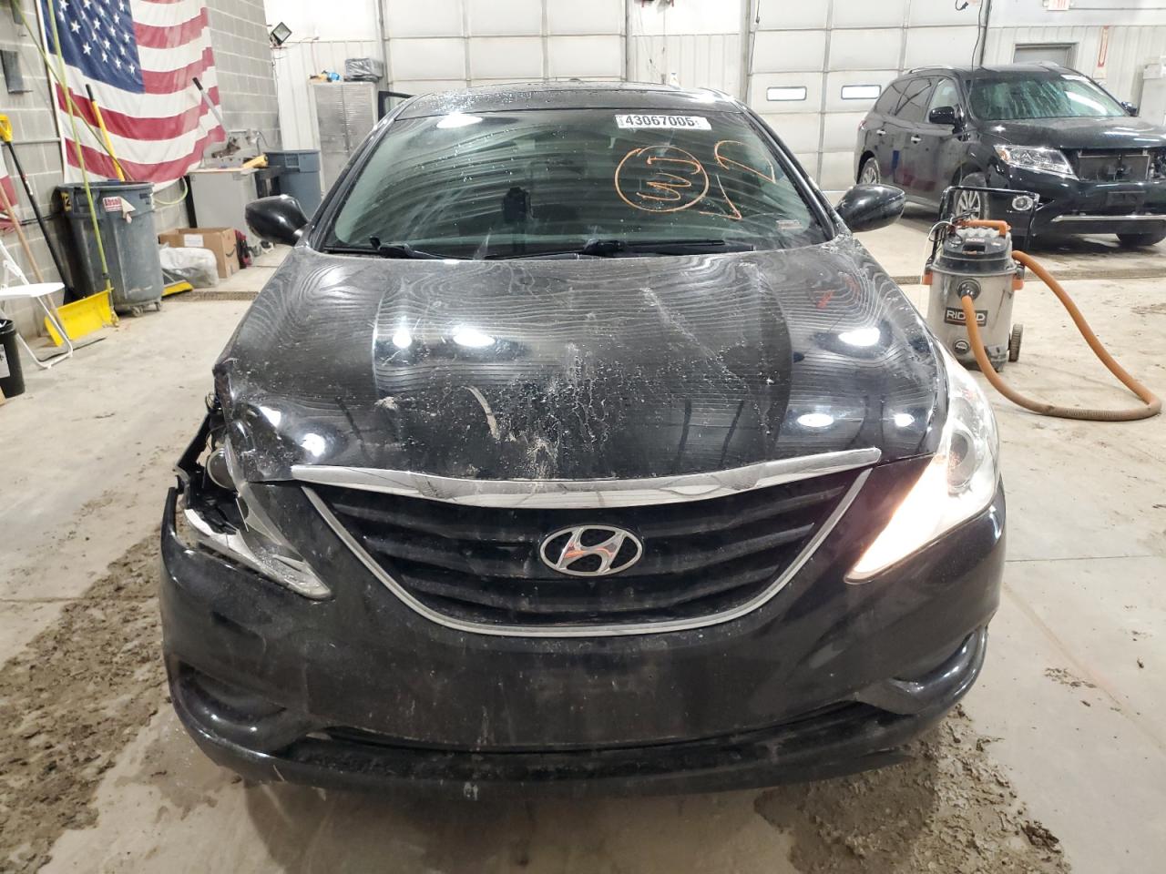 2011 Hyundai Sonata - Image 5