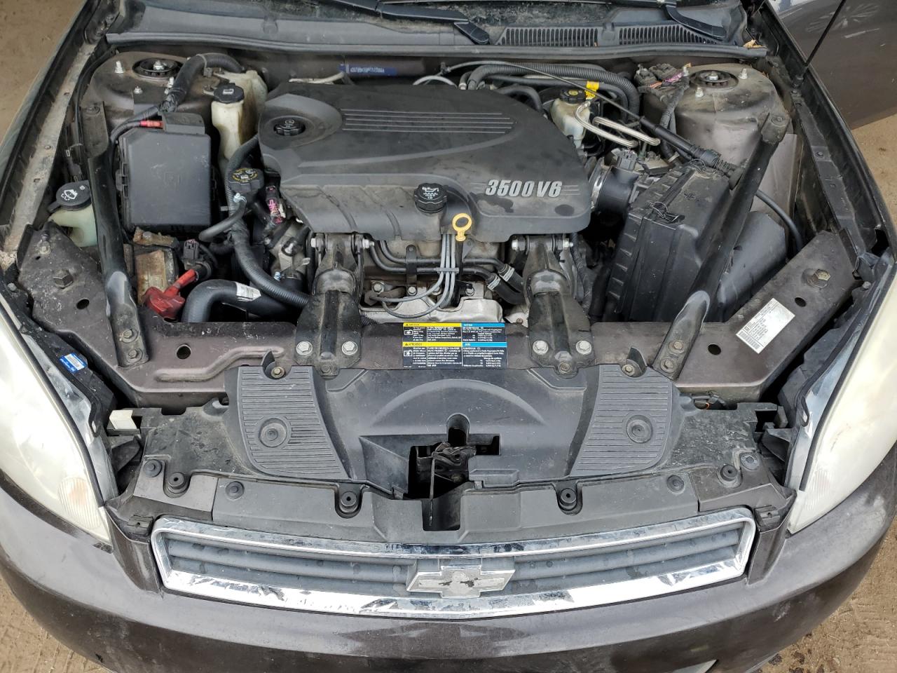 2009 Chevrolet Impala - Image 12