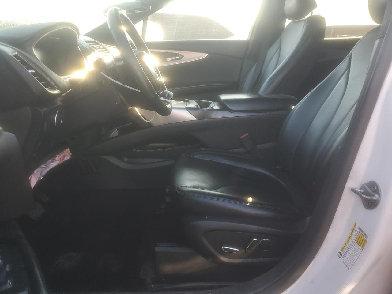 2019 Lincoln Nautilus - Image 7