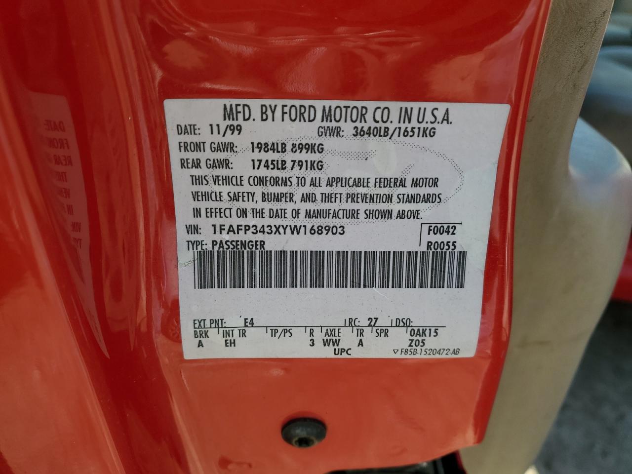 2000 Ford Focus - Image 12