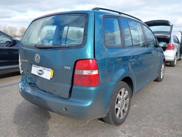 2005 VOLKSWAGEN TOURAN SE