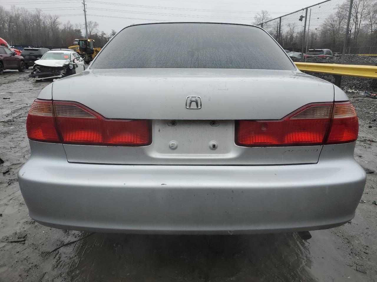 1999 Honda Accord - Image 6