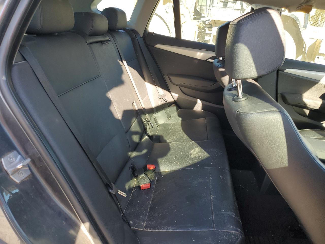 2013 BMW X1 - Image 10