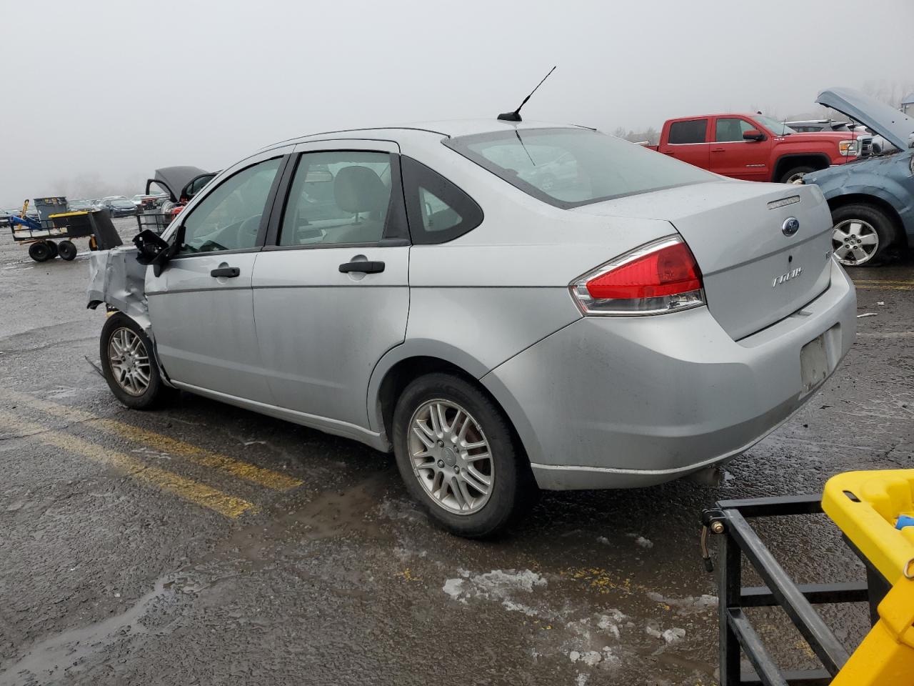 2008 Ford Focus - Image 2