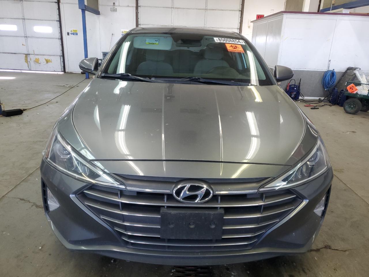 2019 Hyundai Elantra - Image 5