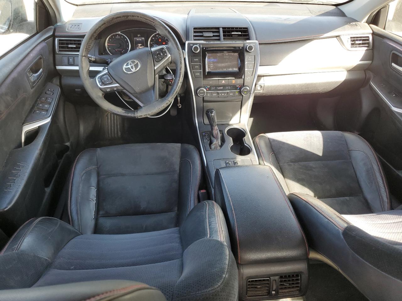 2015 Toyota Camry - Image 8