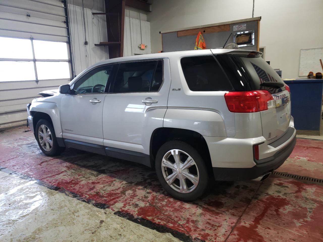 2017 GMC Terrain - Image 2