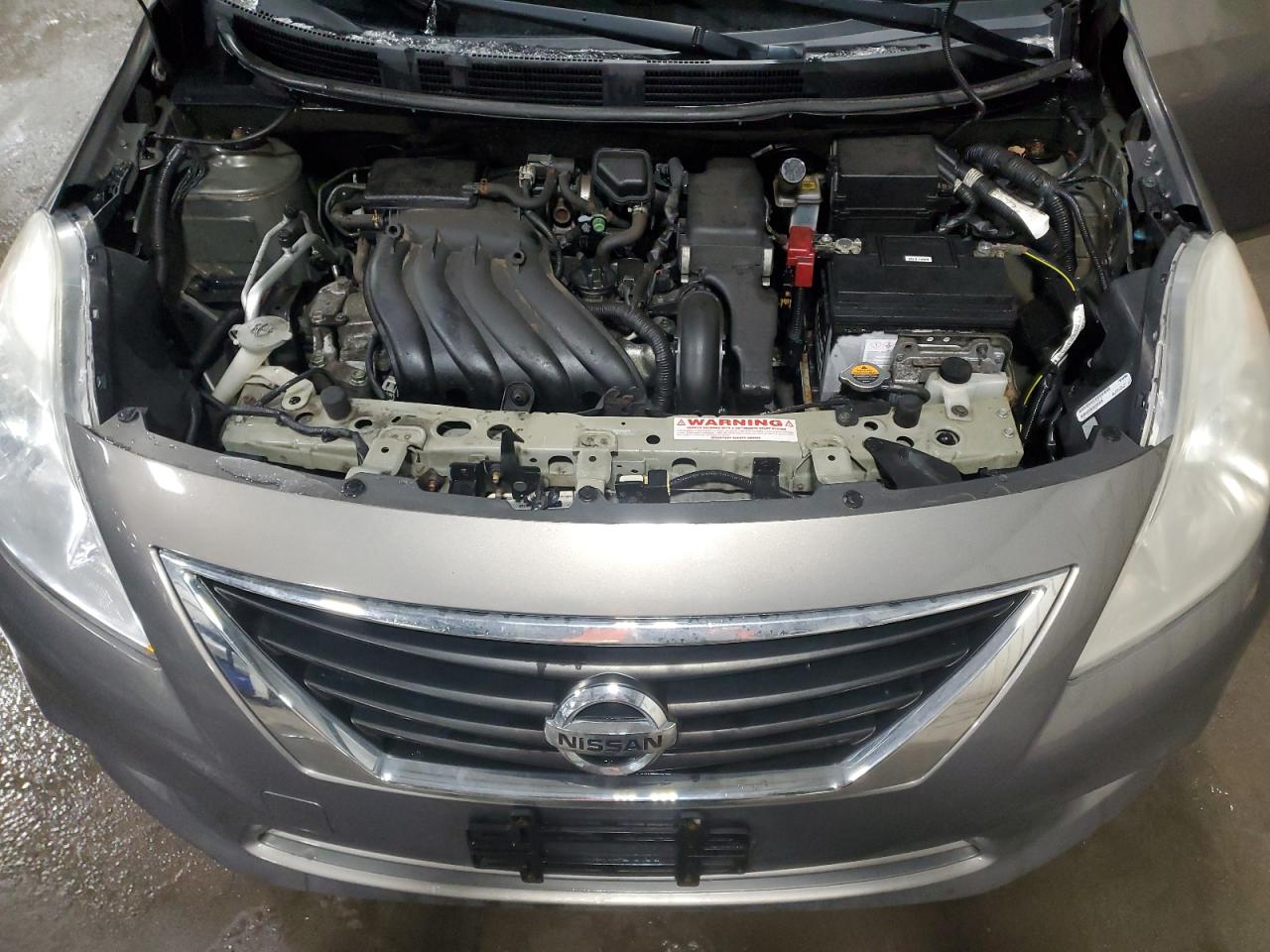 2012 Nissan Versa - Image 12