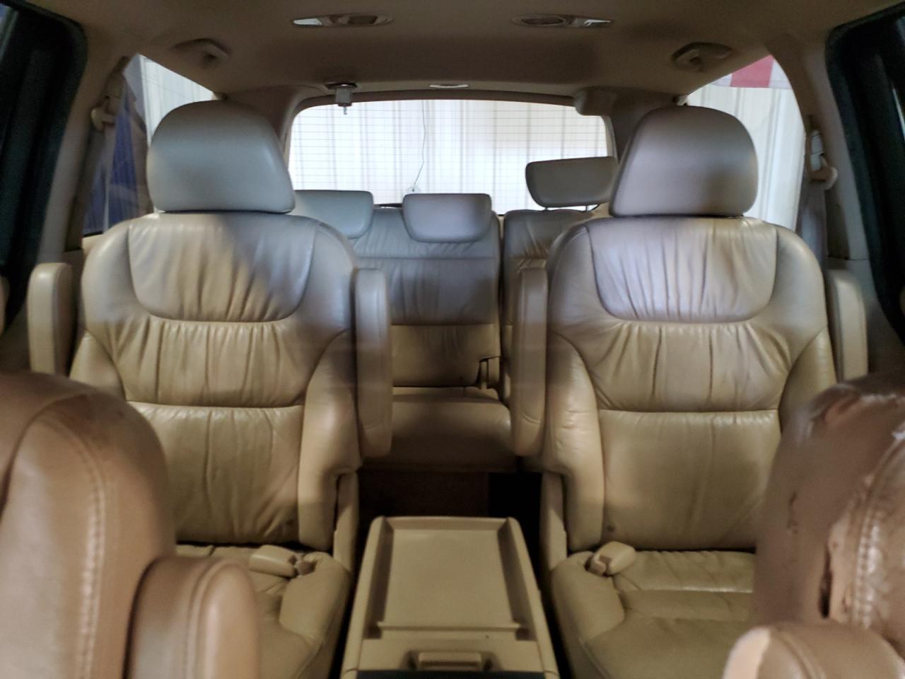 2007 Honda Odyssey - Image 10