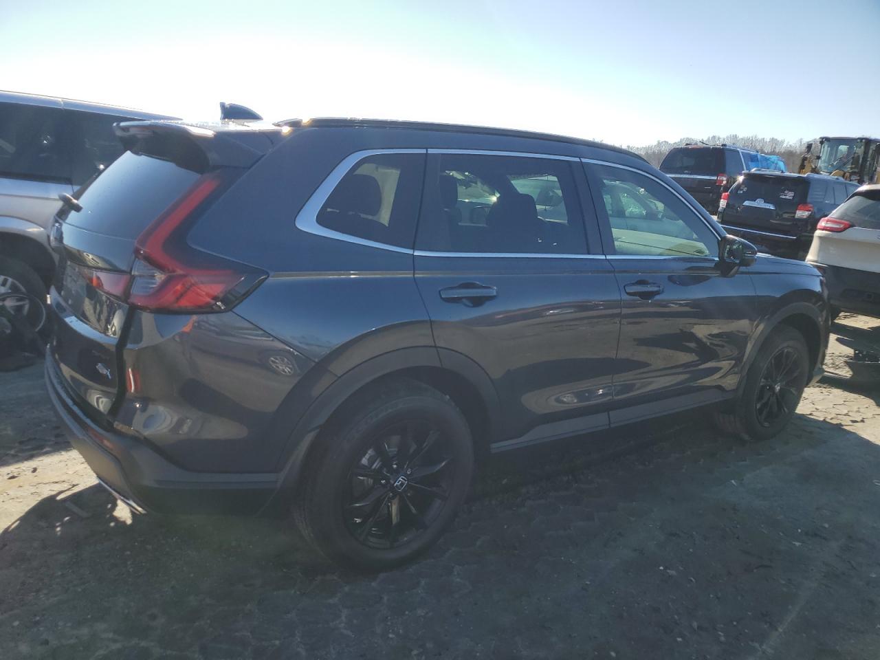 2024 Honda CR-V - Image 3