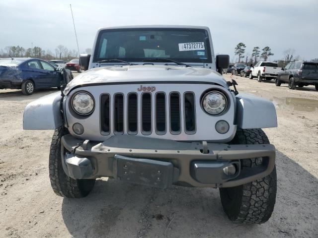  JEEP WRANGLER 2017 Srebrny