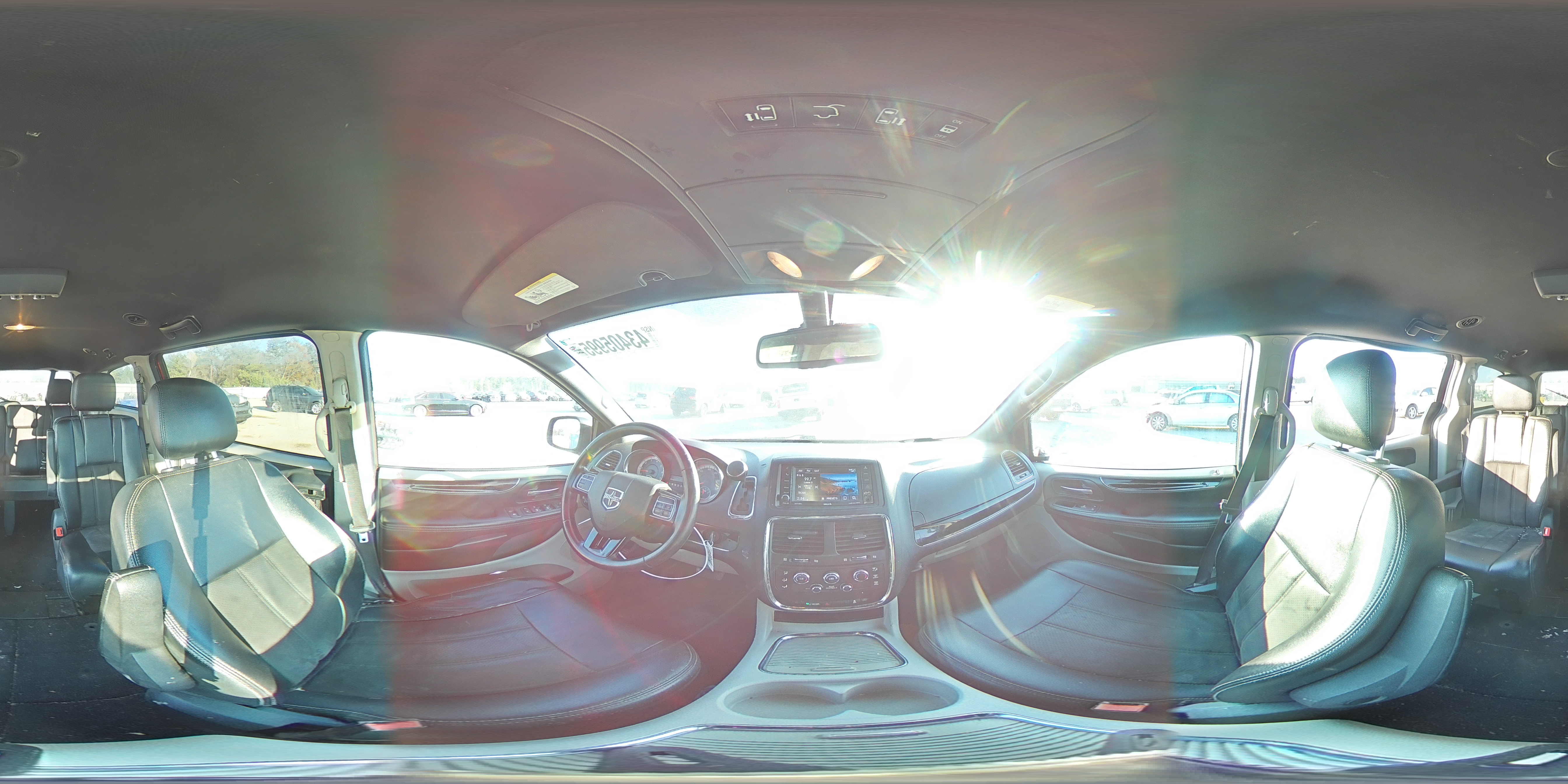 2019 Dodge Caravan - Image 14