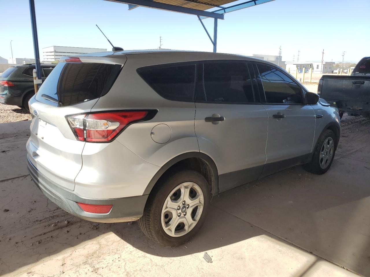 1FMCU0F78JUA97847 FORD ESCAPE 2018