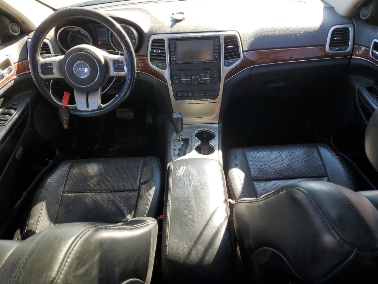 2013 Jeep Grand Cherokee - Image 8