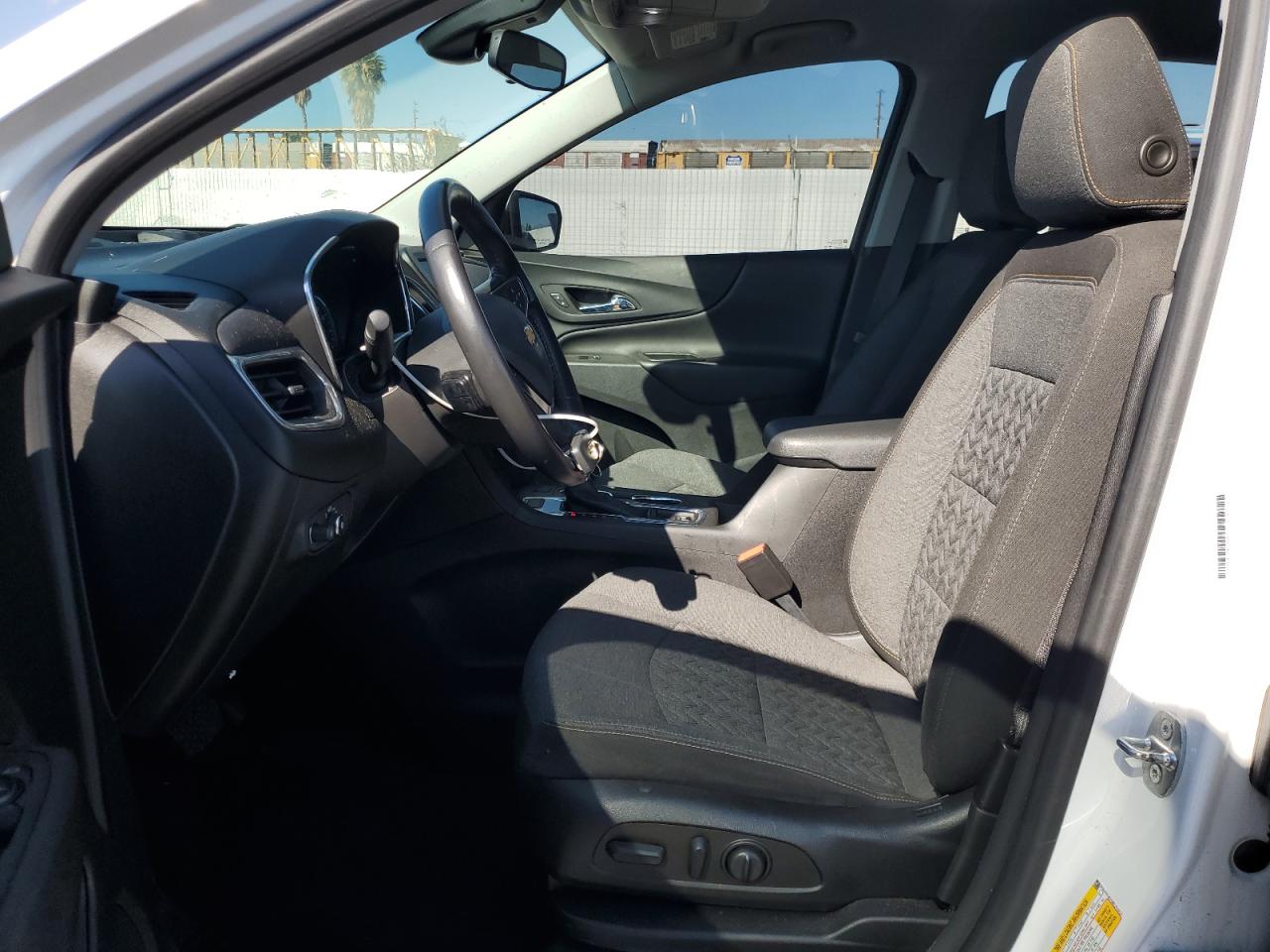 2022 Chevrolet Equinox - Image 7