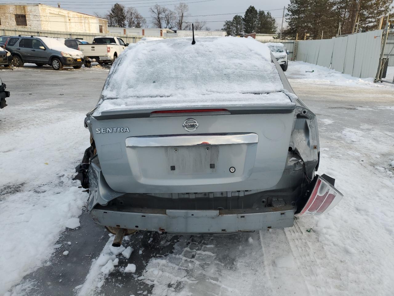2011 Nissan Sentra - Image 6