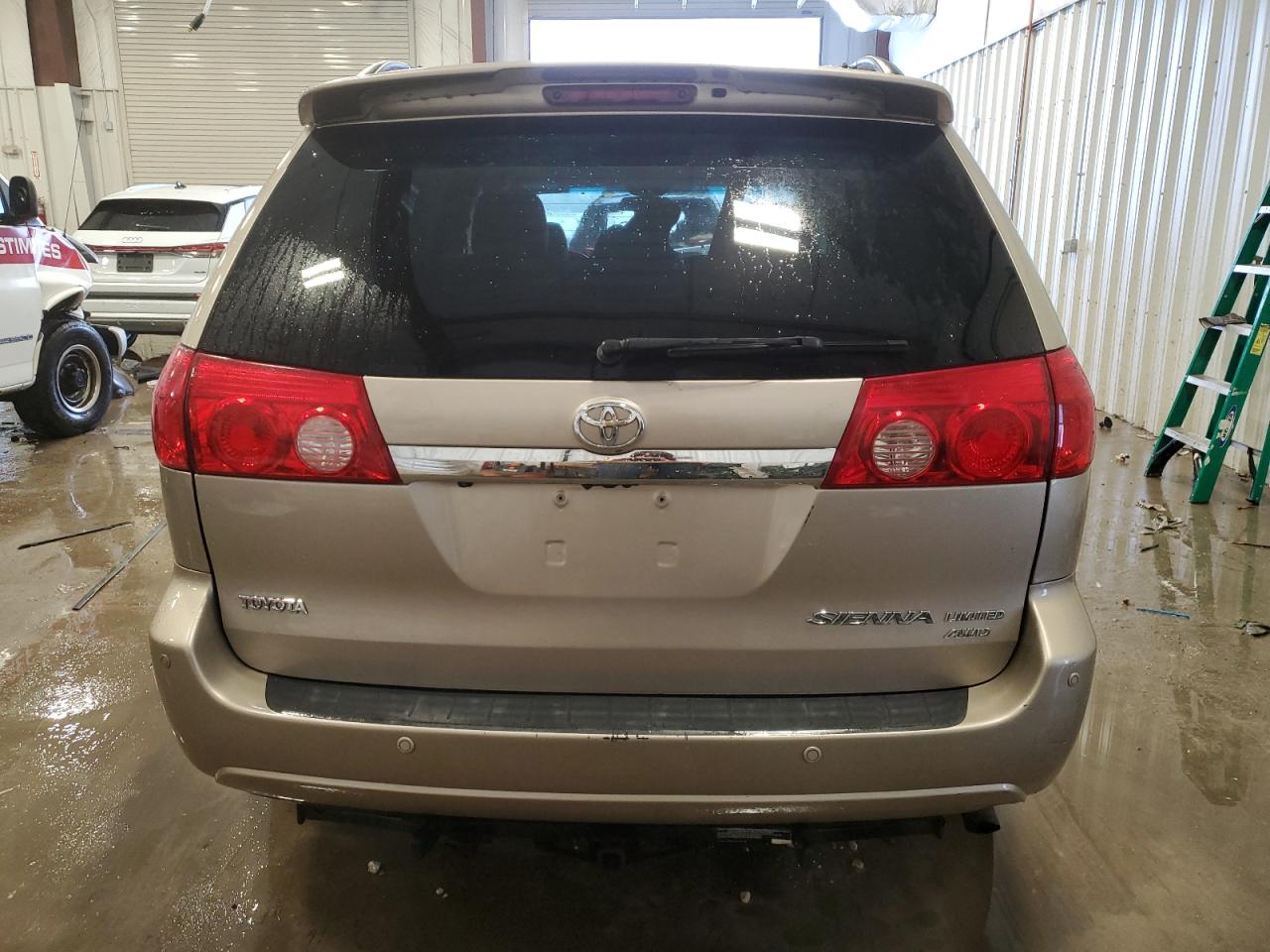 2006 Toyota Sienna - Image 6