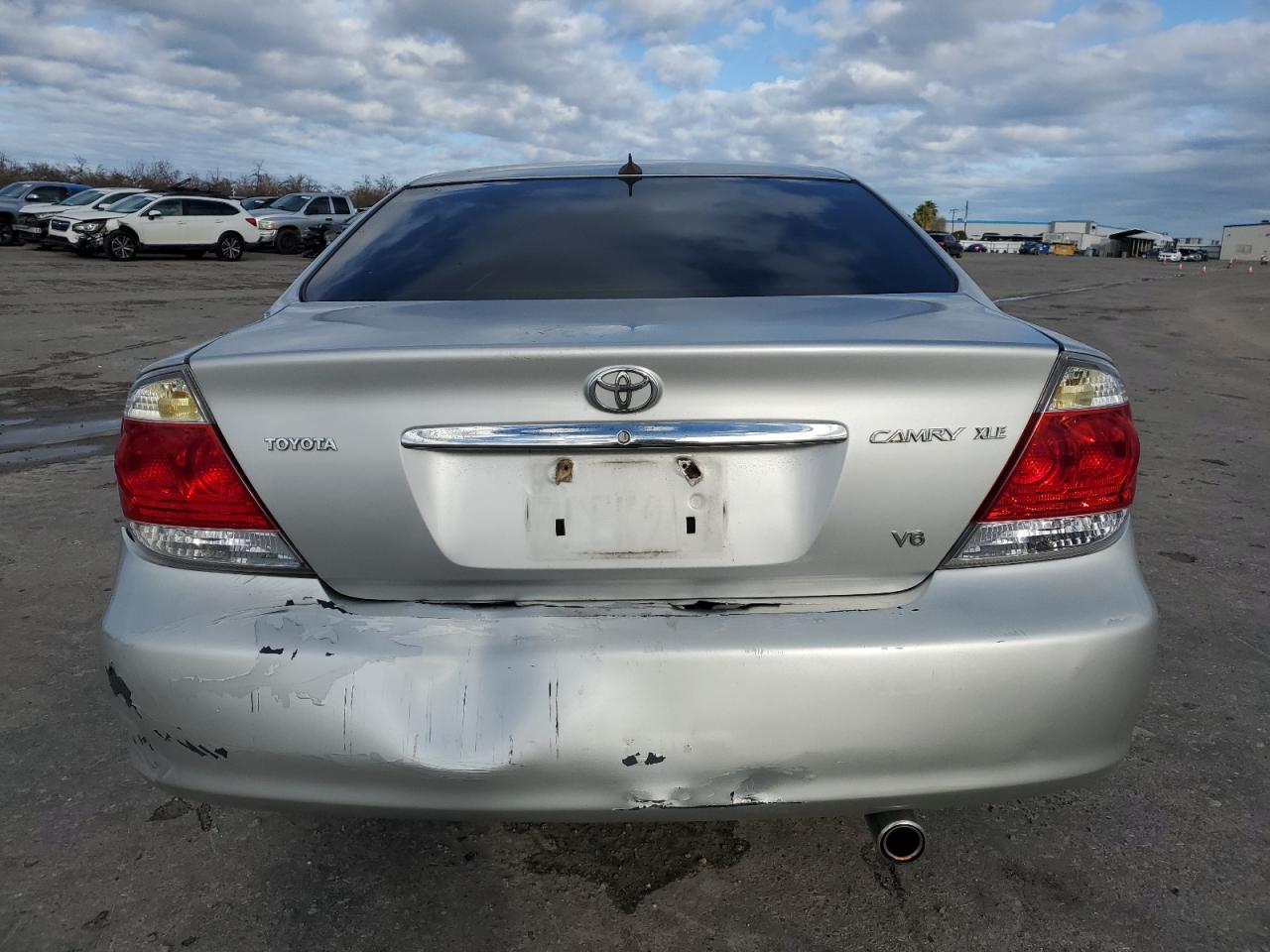 2005 Toyota Camry - Image 6